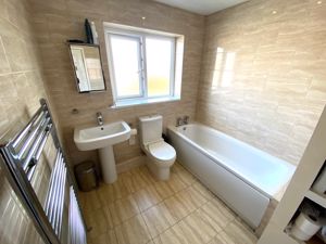 Family Bathroom- click for photo gallery